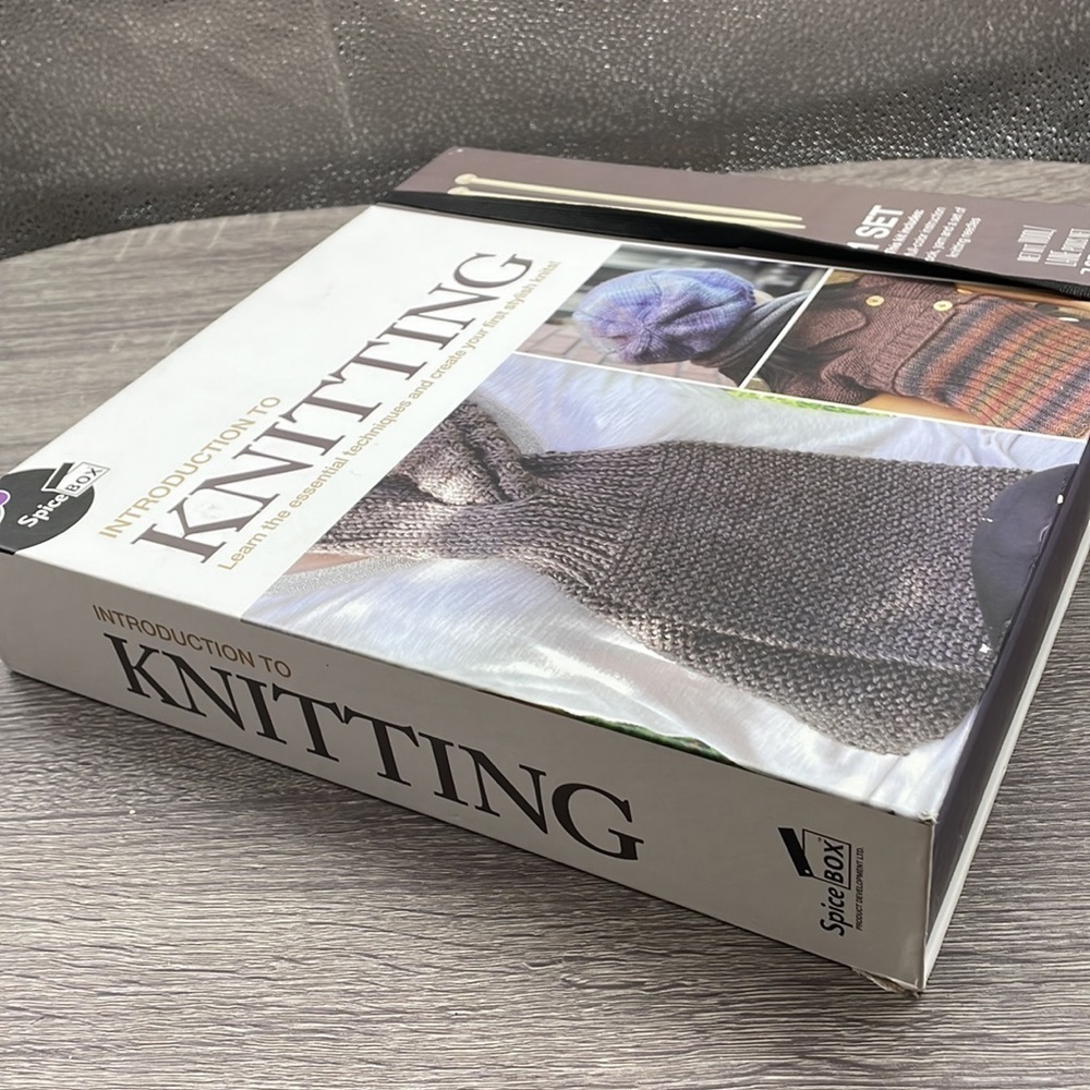 NEW. SpiceBox Introduction To Knitting Kit. - Picture 11 of 11